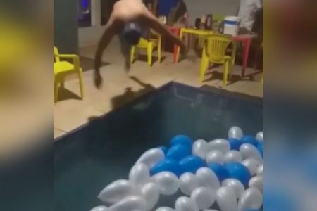 Vídeo piscina acidente tetraplégico goiás