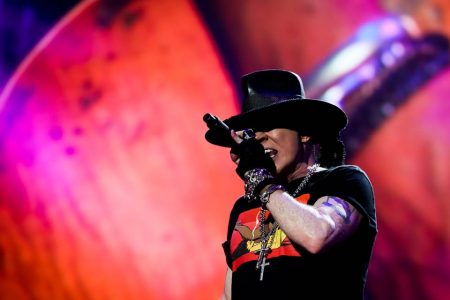 Axl Rose em show do Guns N Roses - Metrópoles