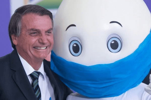 Jair Bolsonaro e Zé Gotinha