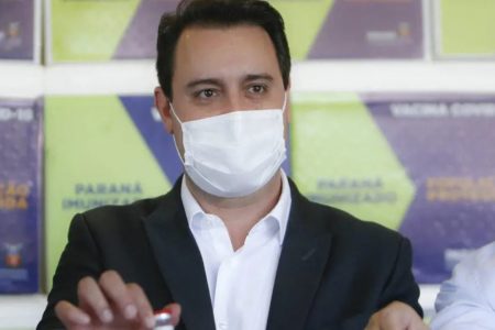 Ratinho Junior testa positivo para Covid-19 e tem agenda cancelada