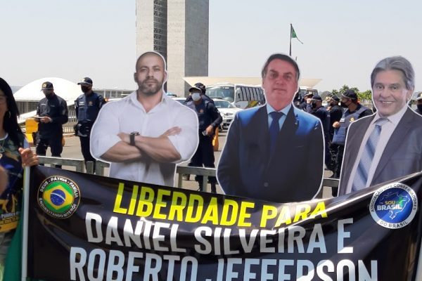 Bolsonaristas apoiam Silveira, Bolsonaro e Jefferson no 7 de Setembro de 2021