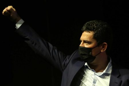 O pré-candidato a presidência da República Sergio Moro (Podemos), participa de filiação de membros do MBL (Movimento Brasil Livre) no Hotel Renaissance, região central de São Paulo, nesta noite de quarta-feira, 26. Foto: Fábio Vieira/Metrópoles