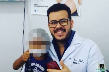 Médico Fábio França, que foi preso pela PCGO por negar atendimento antecipado a delegado com Covid