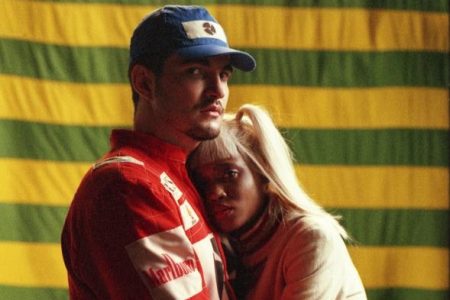 Ayrton Senna e Xuxa em clipe de Jão