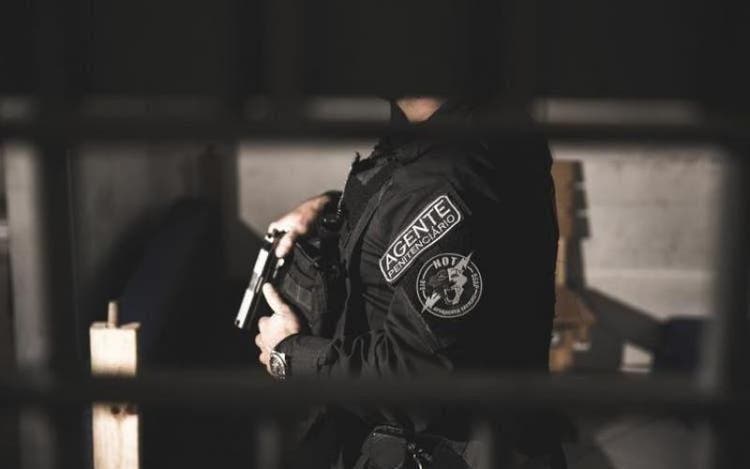 Policial penal trabalhava no presídio de Itajaí