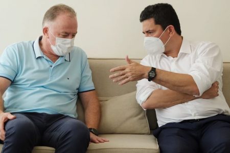 Casagrande recebe Moro no Palácio Anchieta