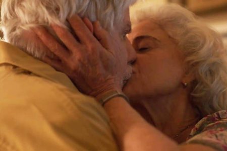 Noca e Aníbal se beijam pela primeira vez