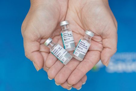 vacina brasileira de Covid produzida pela Fiocruz