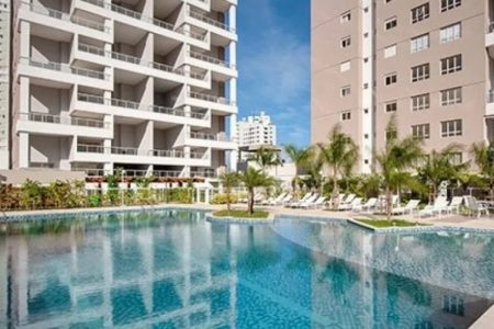 Condomínio no Jardim Goiás, em Goiânia, onde menina de 8 anos morreu afogada