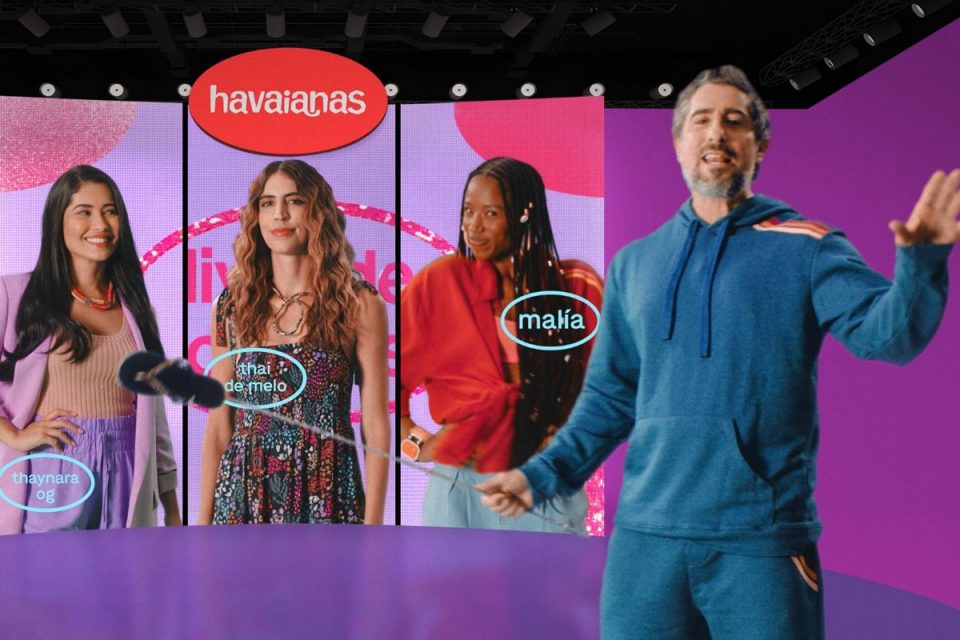Marcos Mion, Thaynara OG, Thai de Melo Bufrem e Malia em propaganda da Havaianas