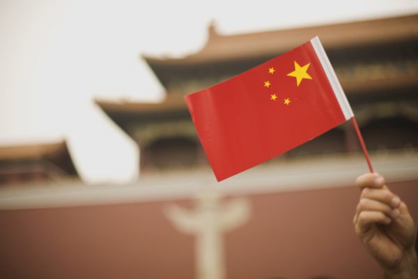 Fotografia de uma bandeira da China - Metrópoles