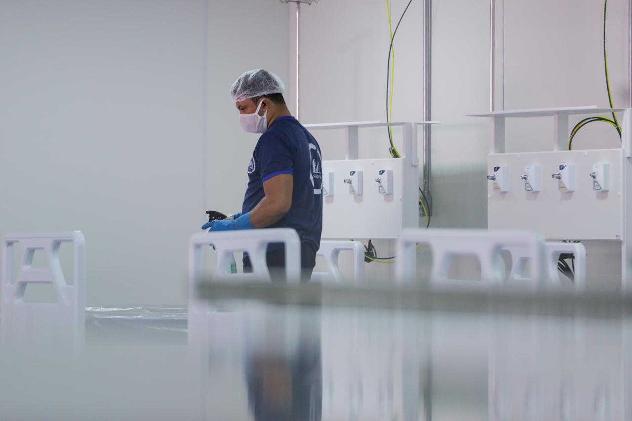 LImpeza e finalização da obra do hospital de campanha no estádio Mané garrincha