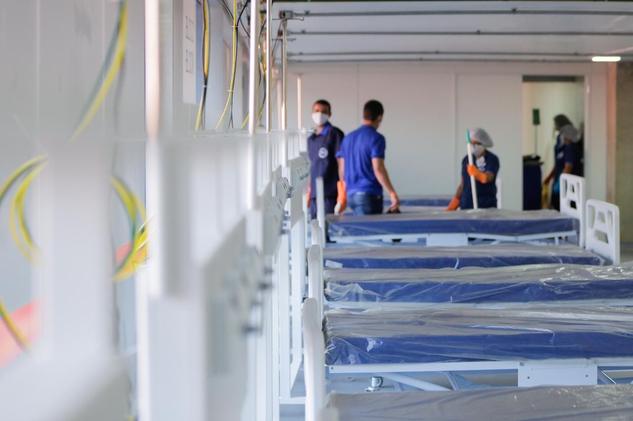 LImpeza e finalização da obra do hospital de campanha no estádio Mané garrincha