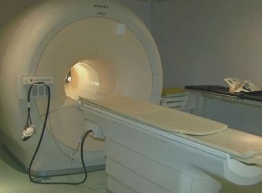 Paciente diz ter sido esquecida em máquina ressonância magnética