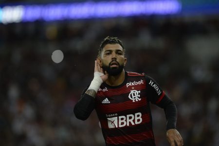 Gabigol comemora gol contra o Vasco