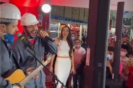 Israel e Rodolffo show surpresa supermercado (3)