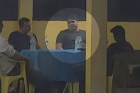 Prefeito de Seropédica participa de reunião com milicianos