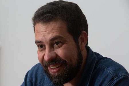 Foto colorida de Guilherme Boulos