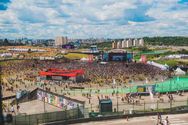 Lollapalooza ocorre no Autódromo de Interlagos, em São Paulo