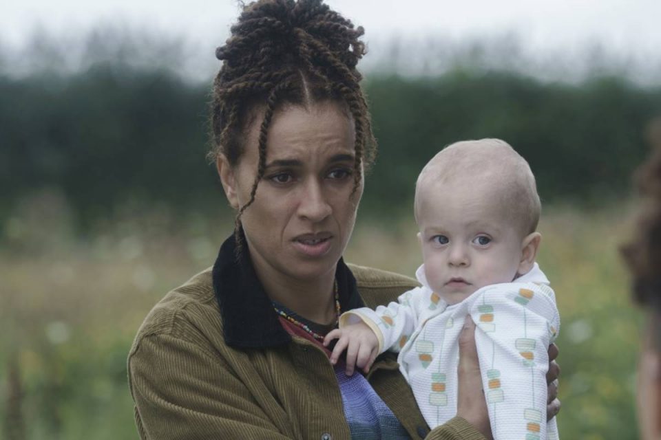 O Bebê, série de terror da HBO Max protagonizada pela atriz Michelle De Swarte