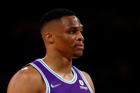 Russell Westbrook reclama da falta de chances no Lakers