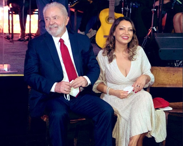 ex-presidente Lula e a noiva Janja - Metrópoles