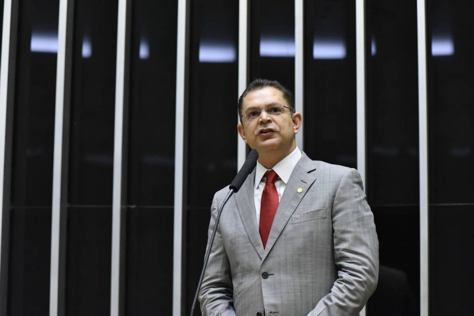 Sostenes Cavalcante relator pl do aborto