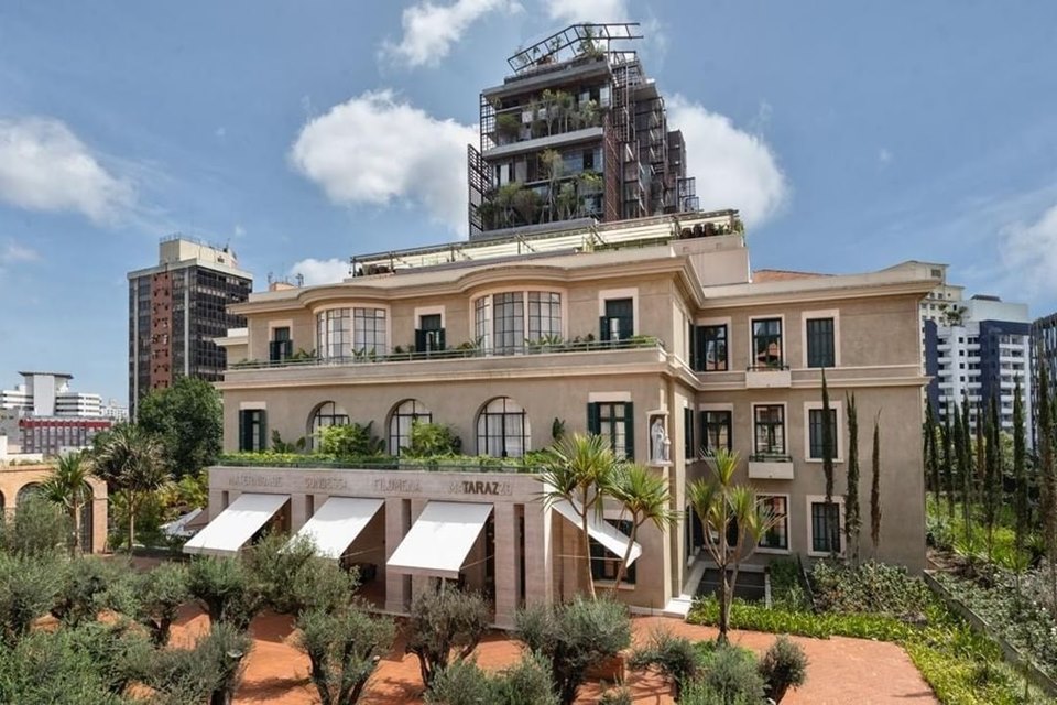 Fachada do Rosewood São Paulo