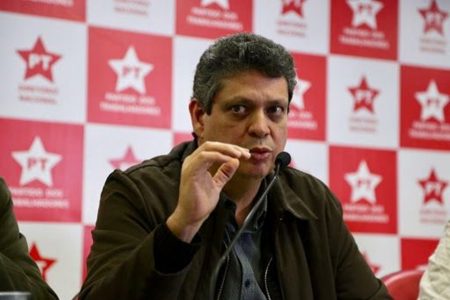 Márcio Macedo será tesoureiro da campanha de Lula