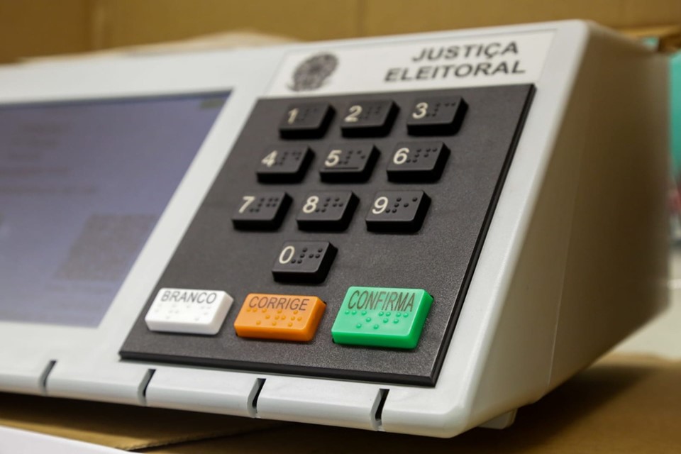 Testes das urnas eletrônicas no TSE