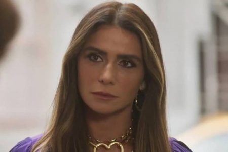 Foto colorida de Giovanna Antonelli