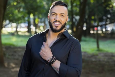 Cantor Belo desiste da política (Reprodução: G1)