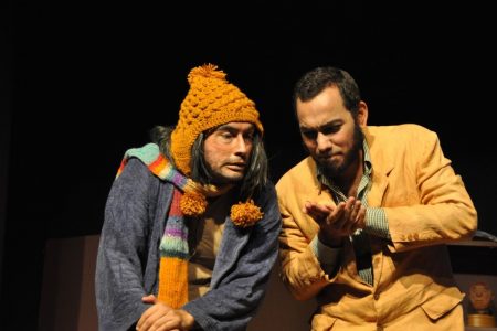 Artistas em peça exibida em Anápolis