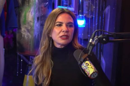 Luciana Gimenez dando entrevista no podcast Inteligência Ltda. - Metrópoles
