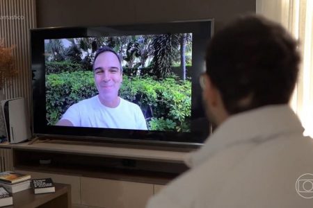 Tadeu Schmidt emocionado Rodrigo Mussi