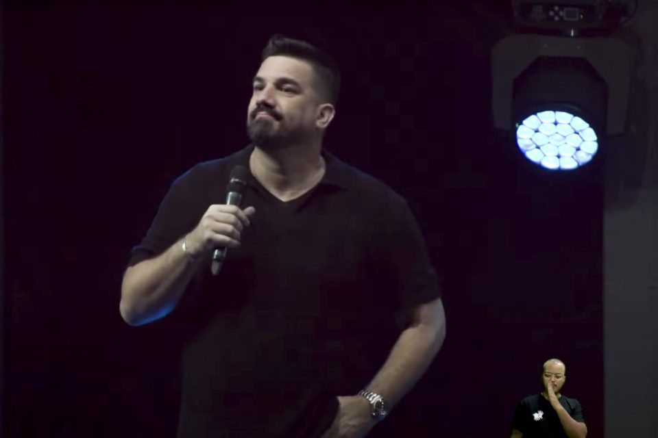 MPRJ pedirá retratação pública de pastor Felippe Valadão por intolerância religiosa