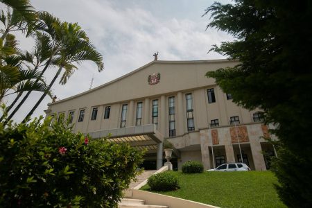 Fachada do Palácio dos Bandeirantes, sede do governo de São Paulo