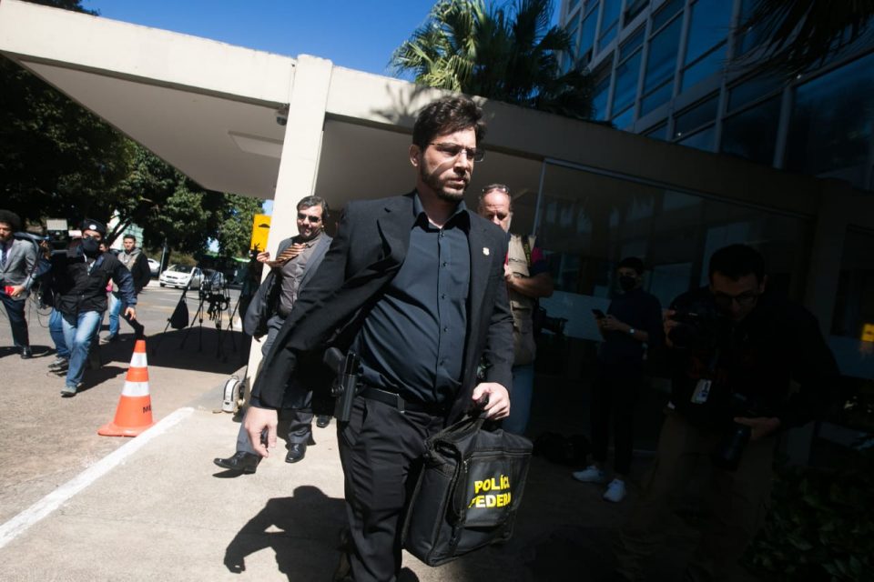 Operação Acesso Pago, da Polícia Federal, faz busca e apreensão no Ministério da Educação em Brasília.