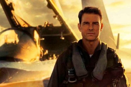 Foto colorida de Tom Cruise