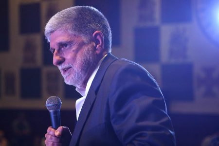 O ex-chanceler Celso Amorim discursa durante evento