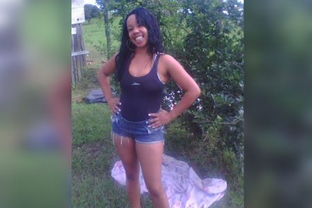 Mulher é morta após ser agredida por companheiro com escavadeira- Valquiria Celina- Rj 2