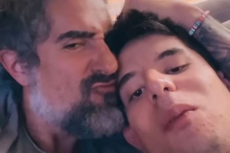 Foto colorida Mion e filho Romeo