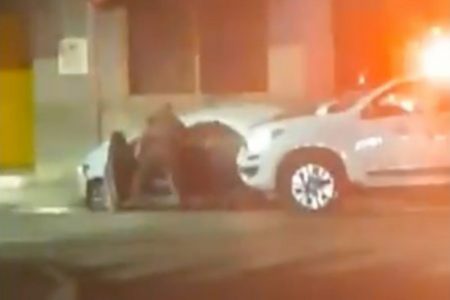 PMs acusados de matar suspeitos em carro