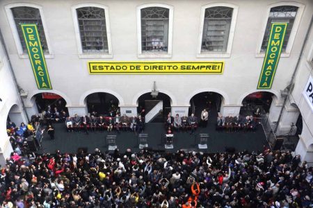 Carta pela democracia é lida na USP