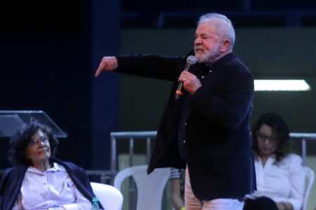 ex-presidente Lula e fernando Haddad Aula aberta, Universidade Pública e Democracia, pelo Coletivo USP Pela Democracia, no vão da História e Geografia na Cidade Universitária, em São Paulo 4ex-presidente Lula e fernando Haddad Aula aberta, Universidade Pública e Democracia, pelo Coletivo USP Pela Democracia, no vão da História e Geografia na Cidade Universitária, em São Paulo