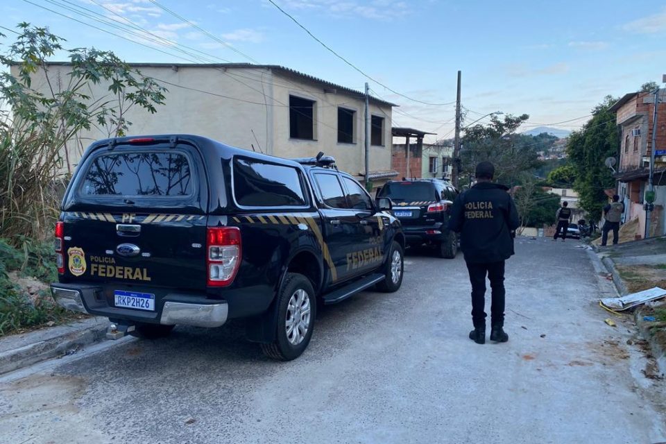 Operação da PF e MP contra milicianos no Rio