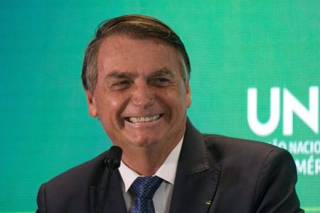Jair Bolsonaro participa do Diálogos com os Candidatos à Presidência, feito pela Unecs
