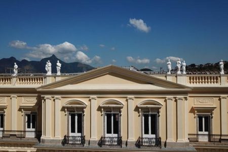 Fachada restaurada do Museu Nacional (RJ)