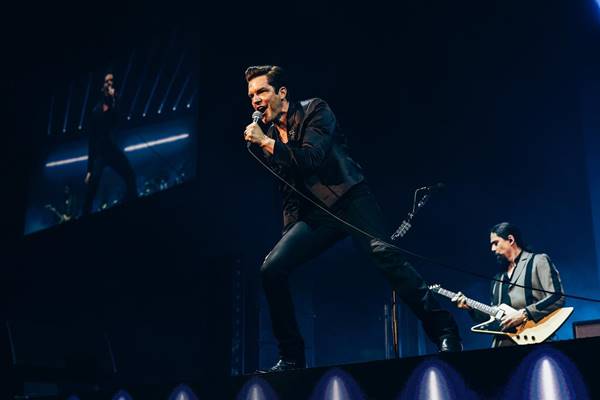 The Killers looks