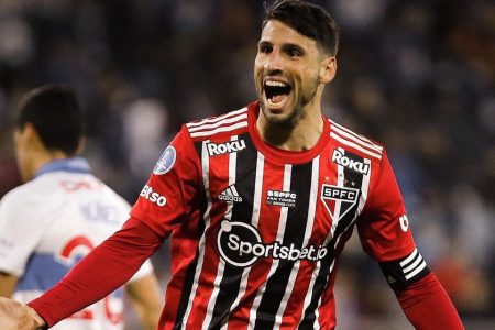 Foto colorida de Jonathan Calleri